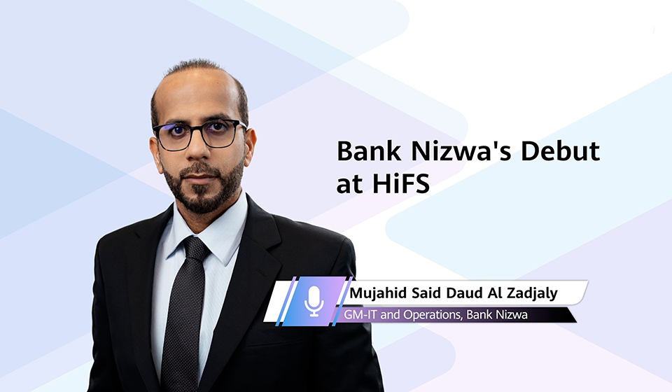How does Huawei's 4-Zero Bank help banks streamline operations, enhance customer experiences, and improve decision-making processes?